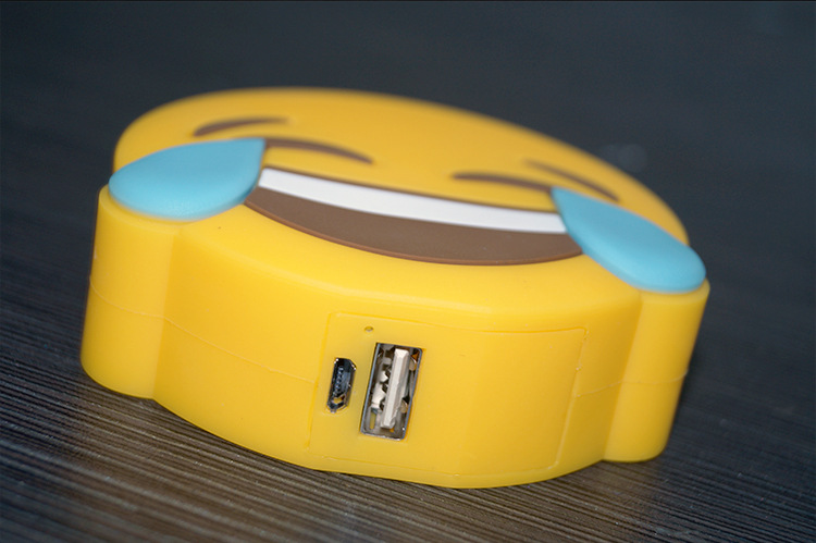 表情个性充电宝笑脸创意移动电源卡通大容量