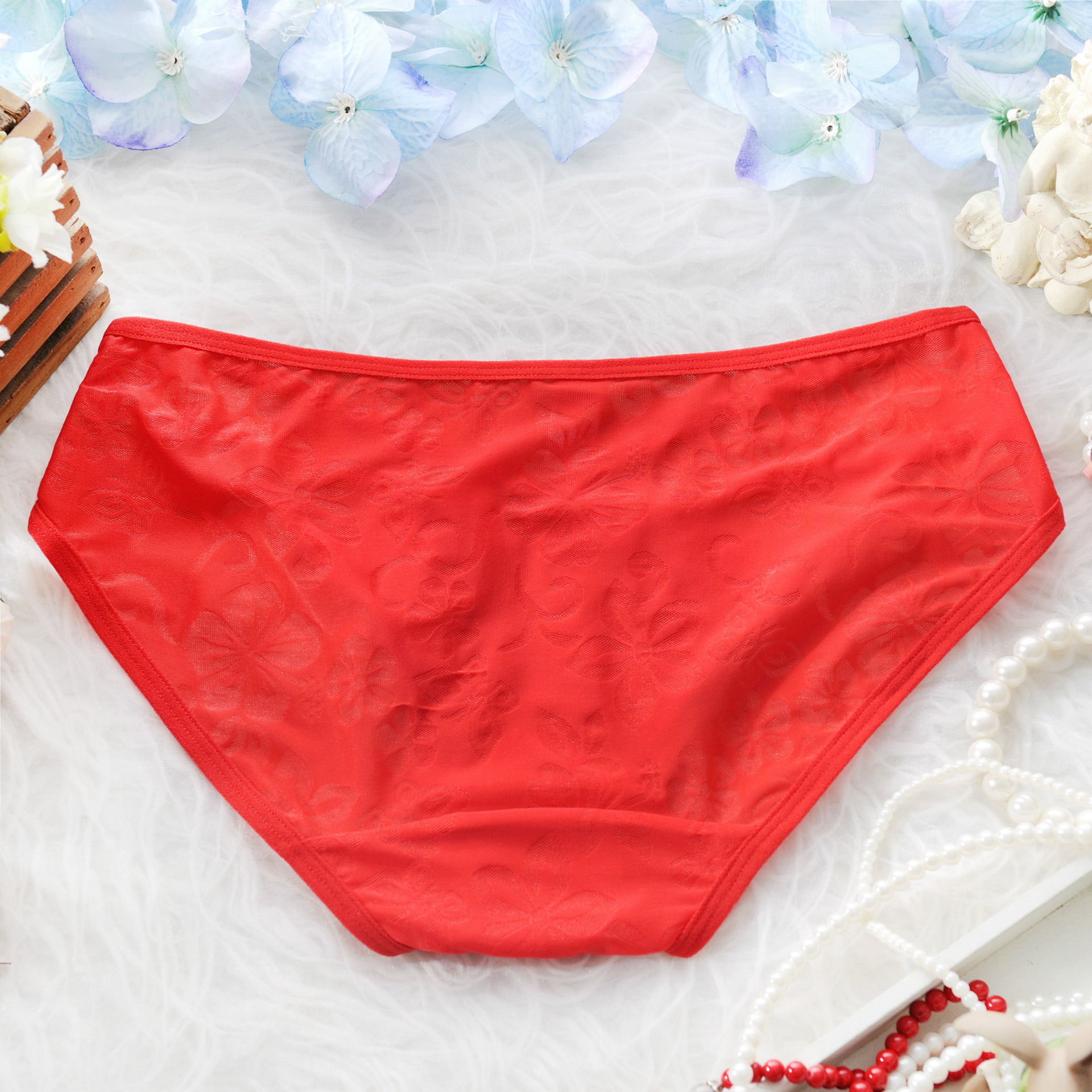 新款冰丝提花性感内裤 细带纯棉档部 低腰三角裤女诱惑裤头 批发