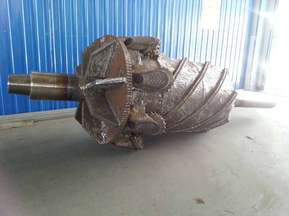 800牙轮扩孔器 定向钻岩石扩孔器 岩石扩眼器 岩石扩头