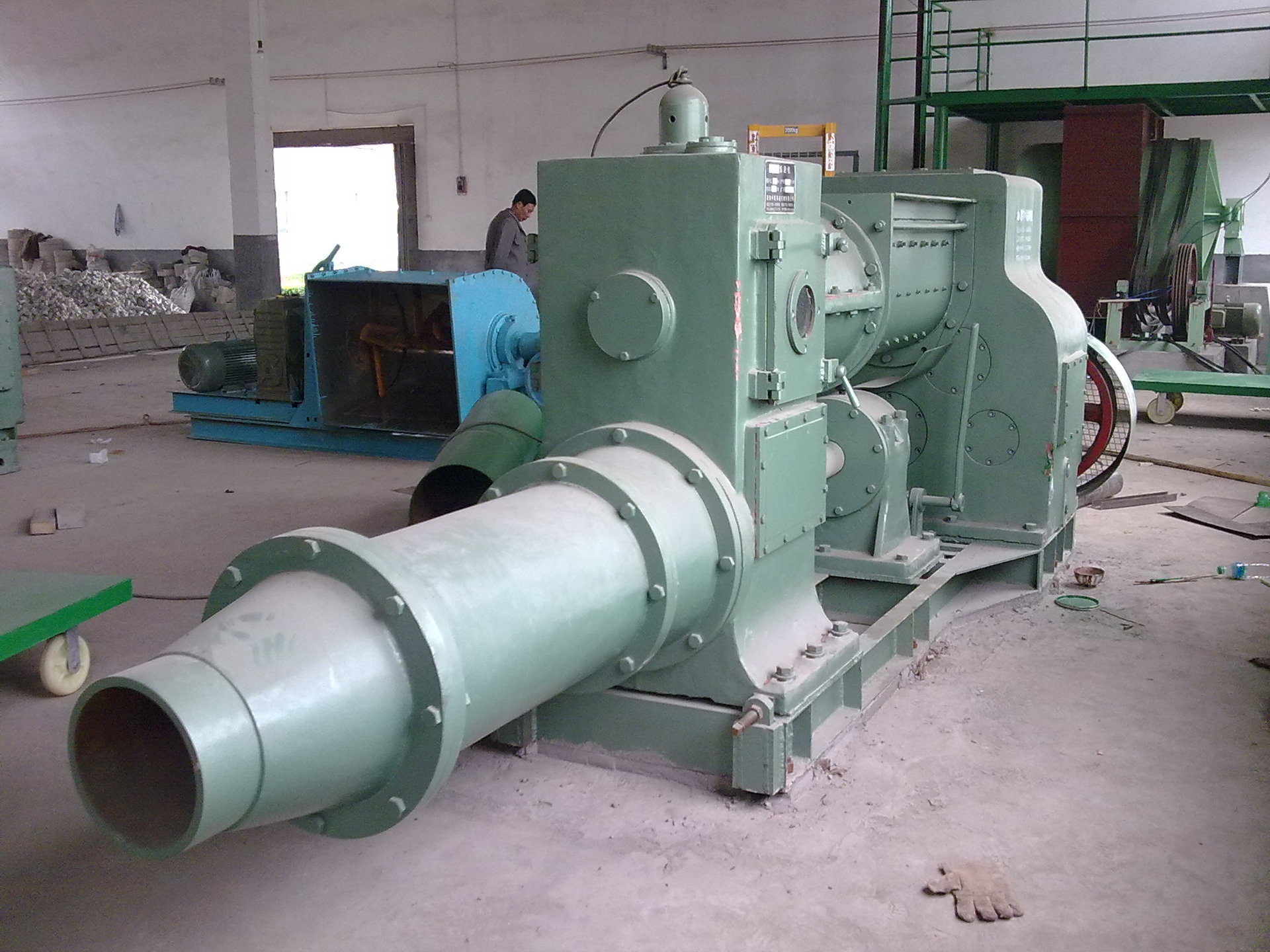 中联陶机供应陶瓷机械设备tcn1235电瓷行业用真空练泥机