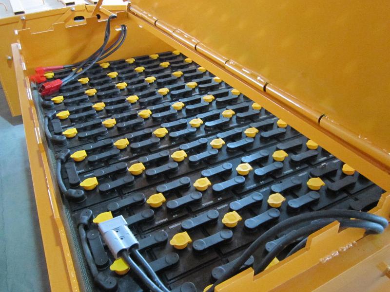 火炬电瓶 d-600 火炬蓄电池 电动牵引机车电池 电动搬运车蓄电池