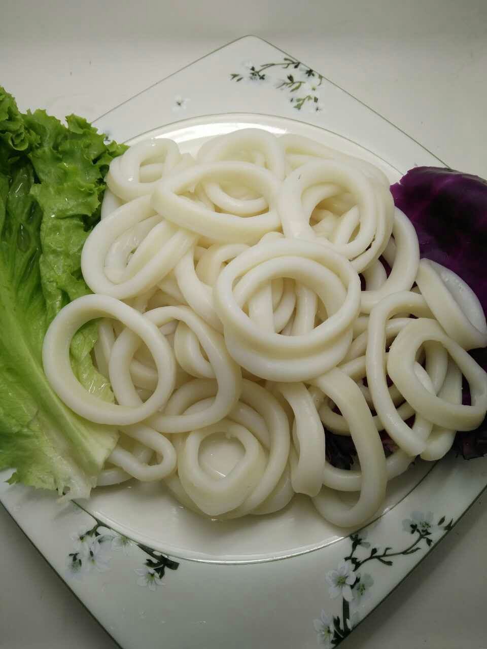 冷冻鱿鱼圈新鲜野生单冻半成品鱿鱼圈烧烤油炸冷冻批发