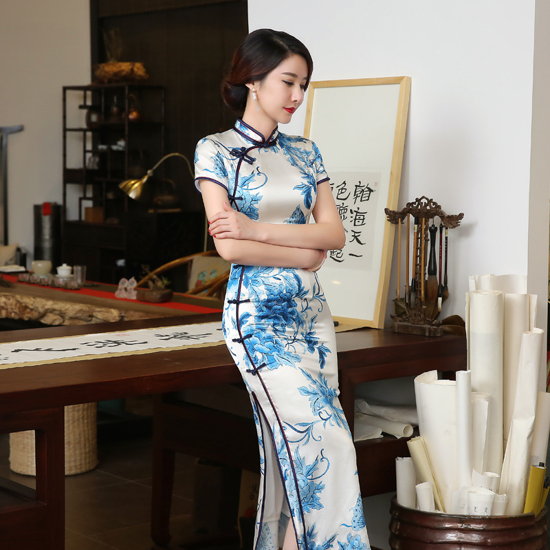 桑梓之花 旗袍长款连衣裙过膝盖2019新青花瓷中国风 旗袍走秀演出