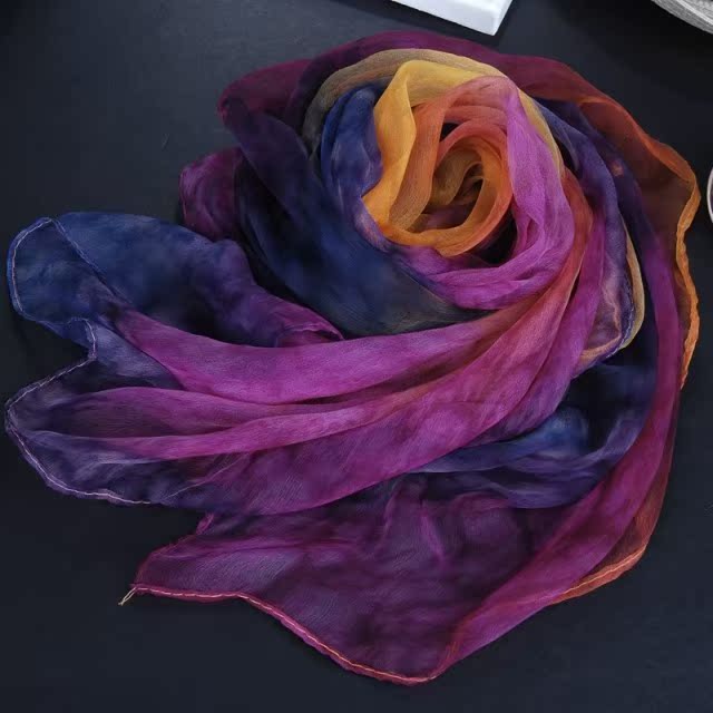 秋冬拼色围巾新防晒百变多功能披肩加长装饰真丝丝巾 一件漂亮的衣服