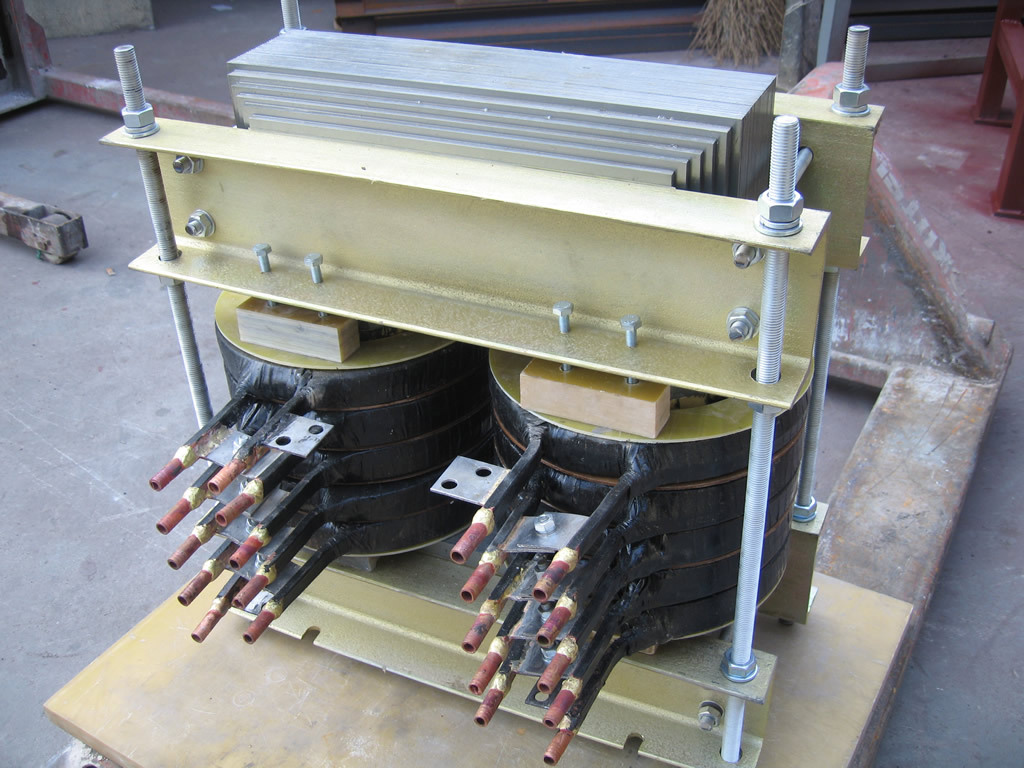 中频电抗器 中频感应炉配套产品 并联电抗器 干式电抗器 电抗器