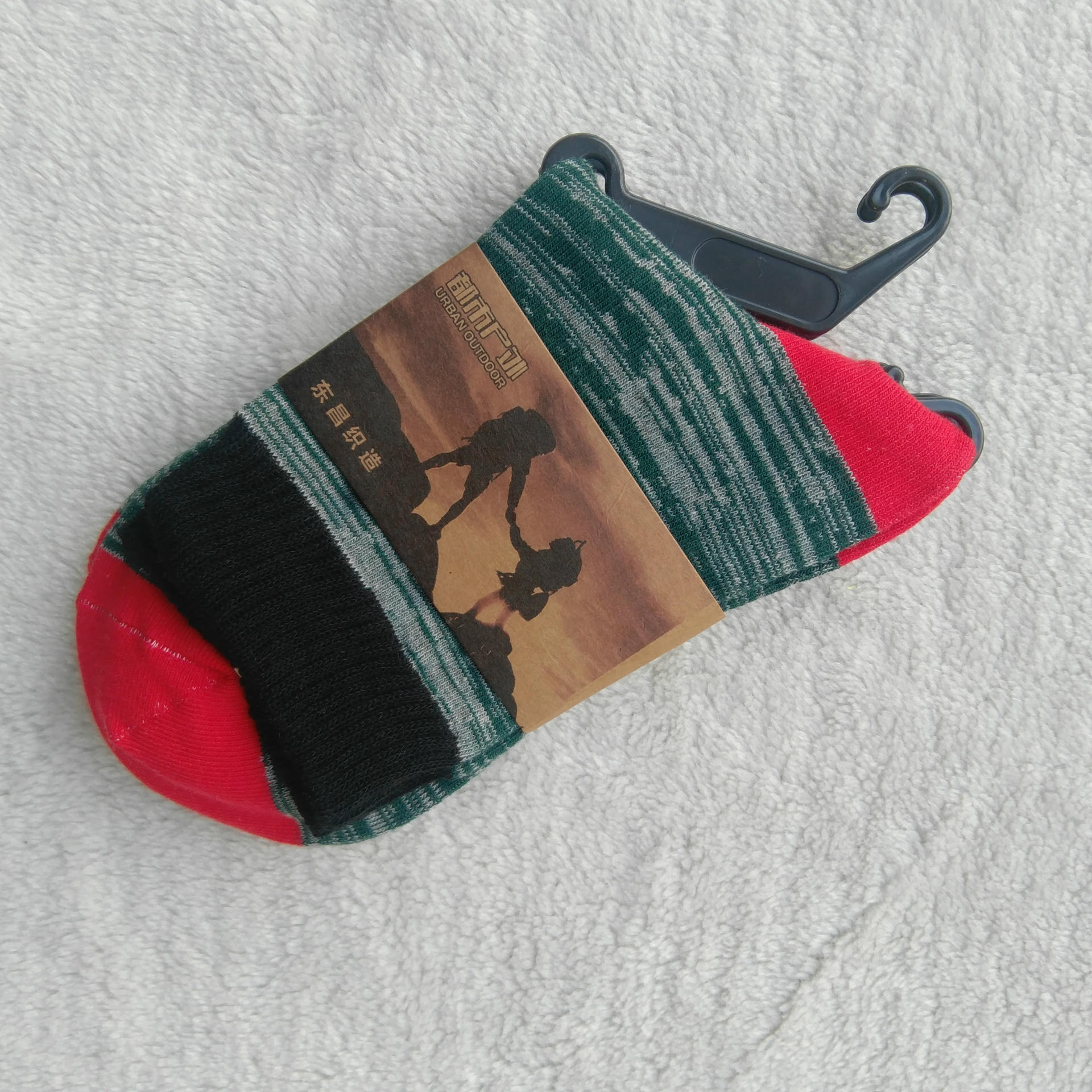 户外中筒男袜辽源袜子适合地摊销售