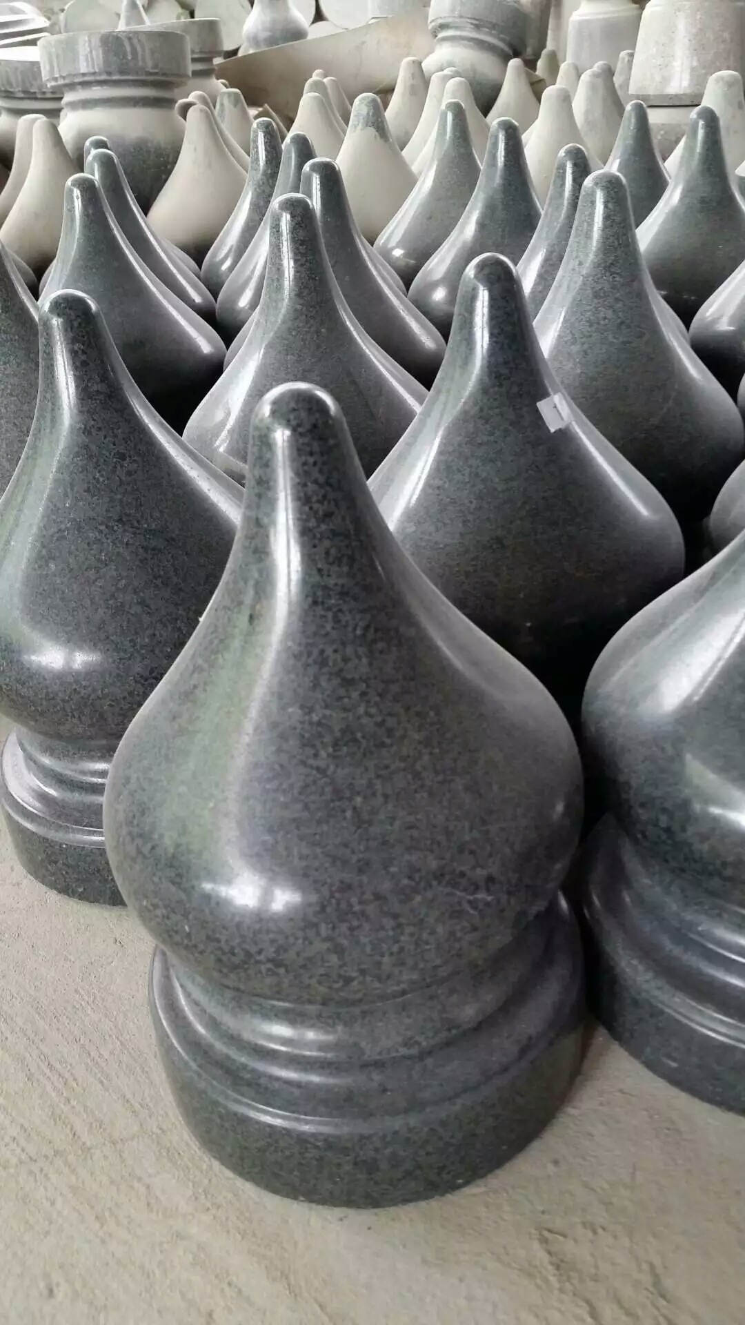 芝麻黑.滚石-花岗岩