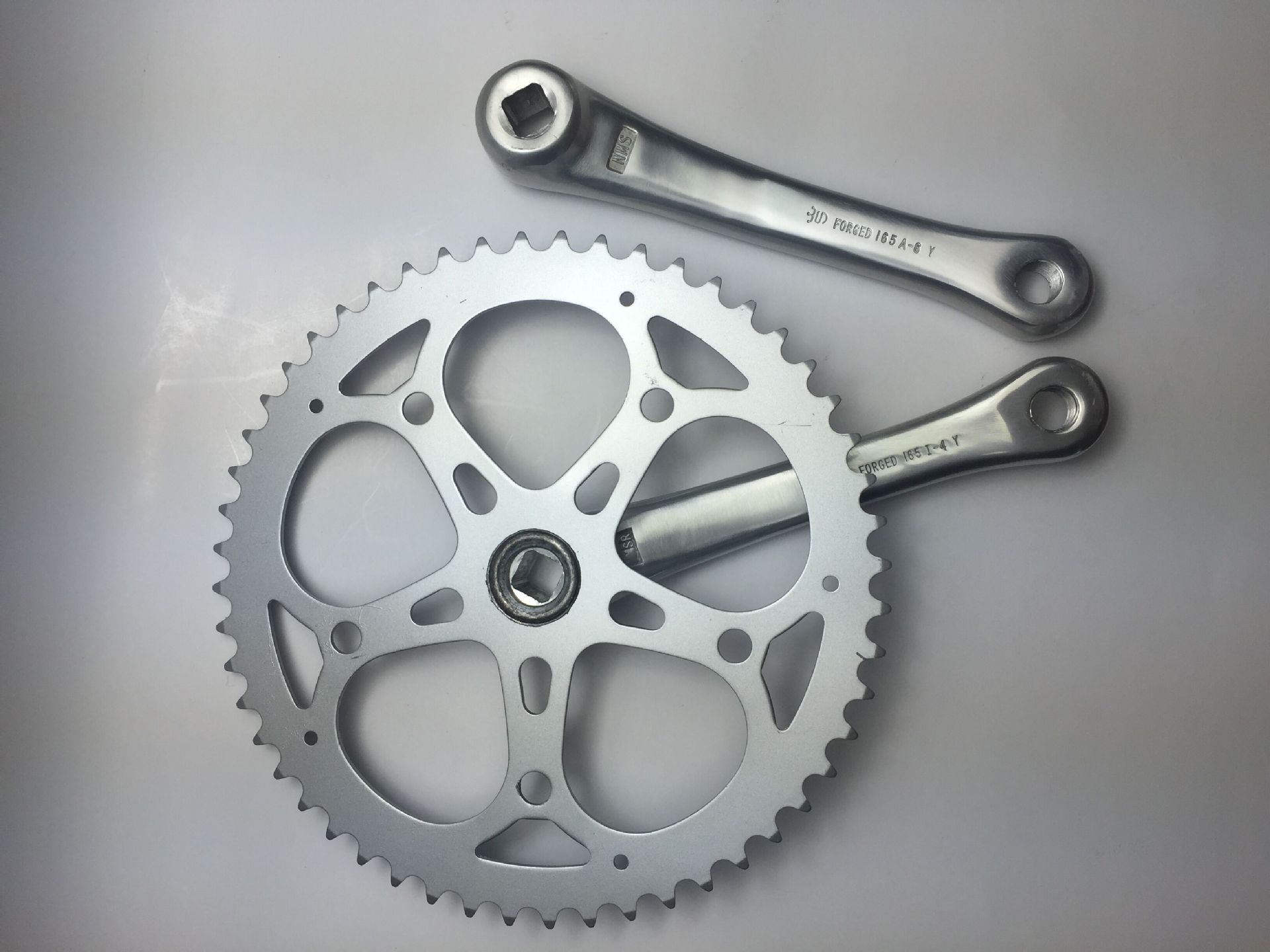 自行车52t齿铝合金牙盘170曲柄送护盘