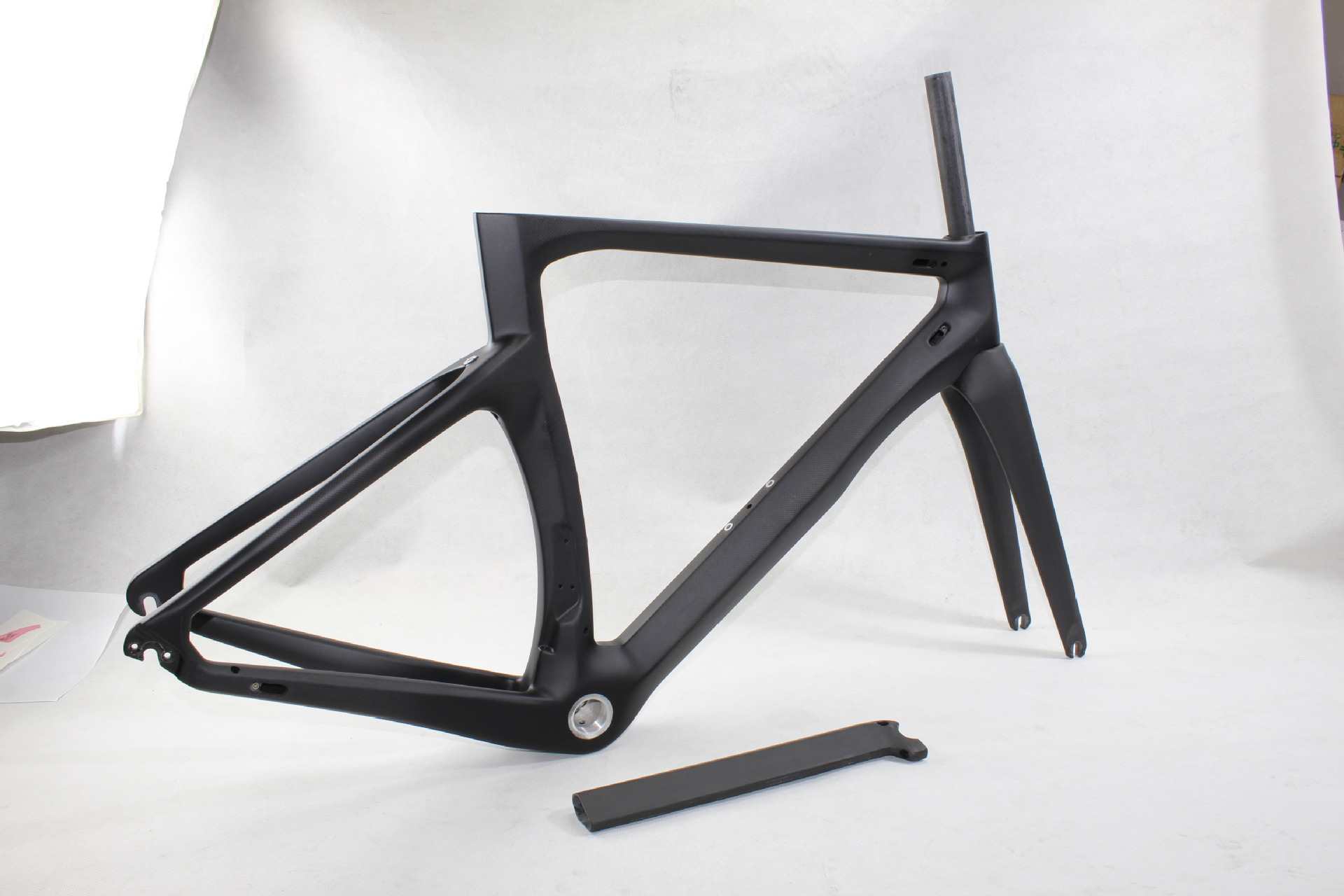 批发碳纤维超轻车架山地公路自行车一体成型自行车架 碳纤维车架