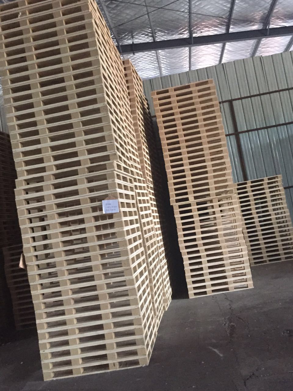 山东日照厂家批发三夹板托盘低价格出口托盘免熏蒸三夹板托盘