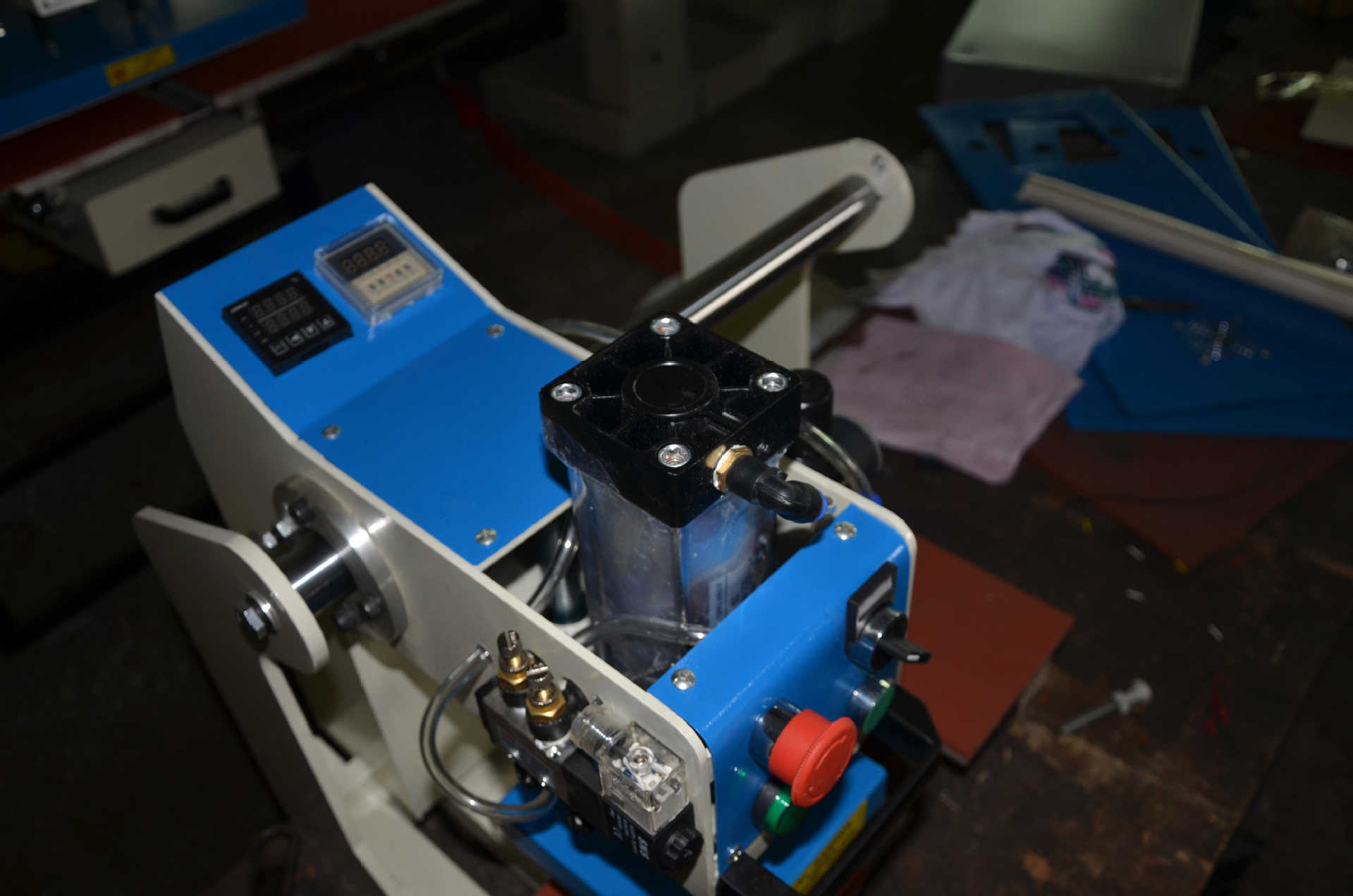 热销气动双工位烫标机压烫机 小型自动logo烫唛机厂家直销