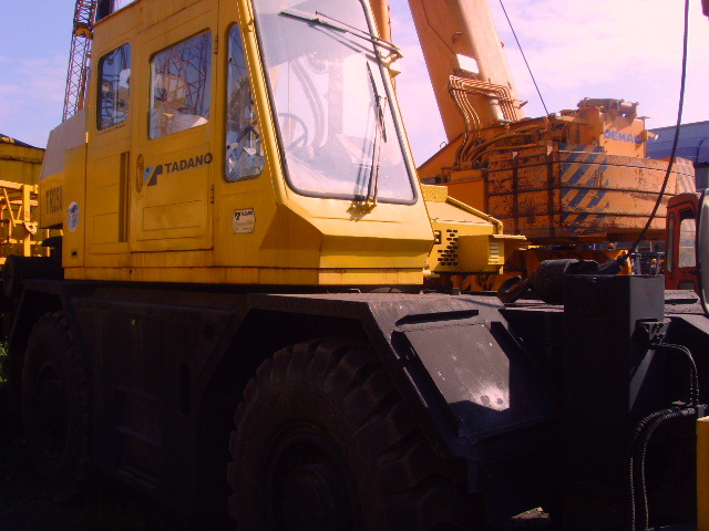外贸出口二手汽车吊 越野吊车 tadano250 kato起重机 加藤50吨_差减壳