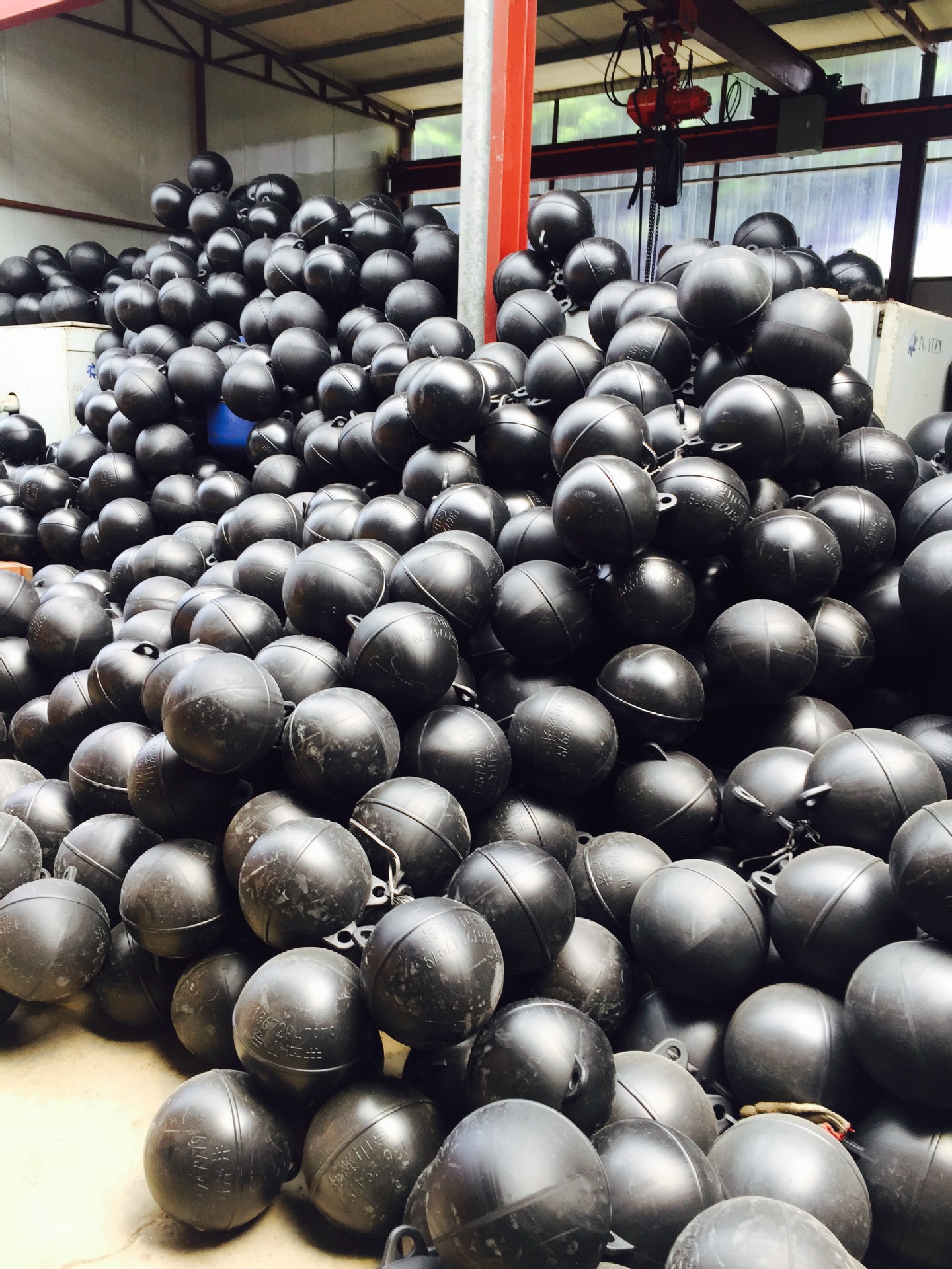 hdpe黑色300mm浮球【热销】贝壳类养殖球体