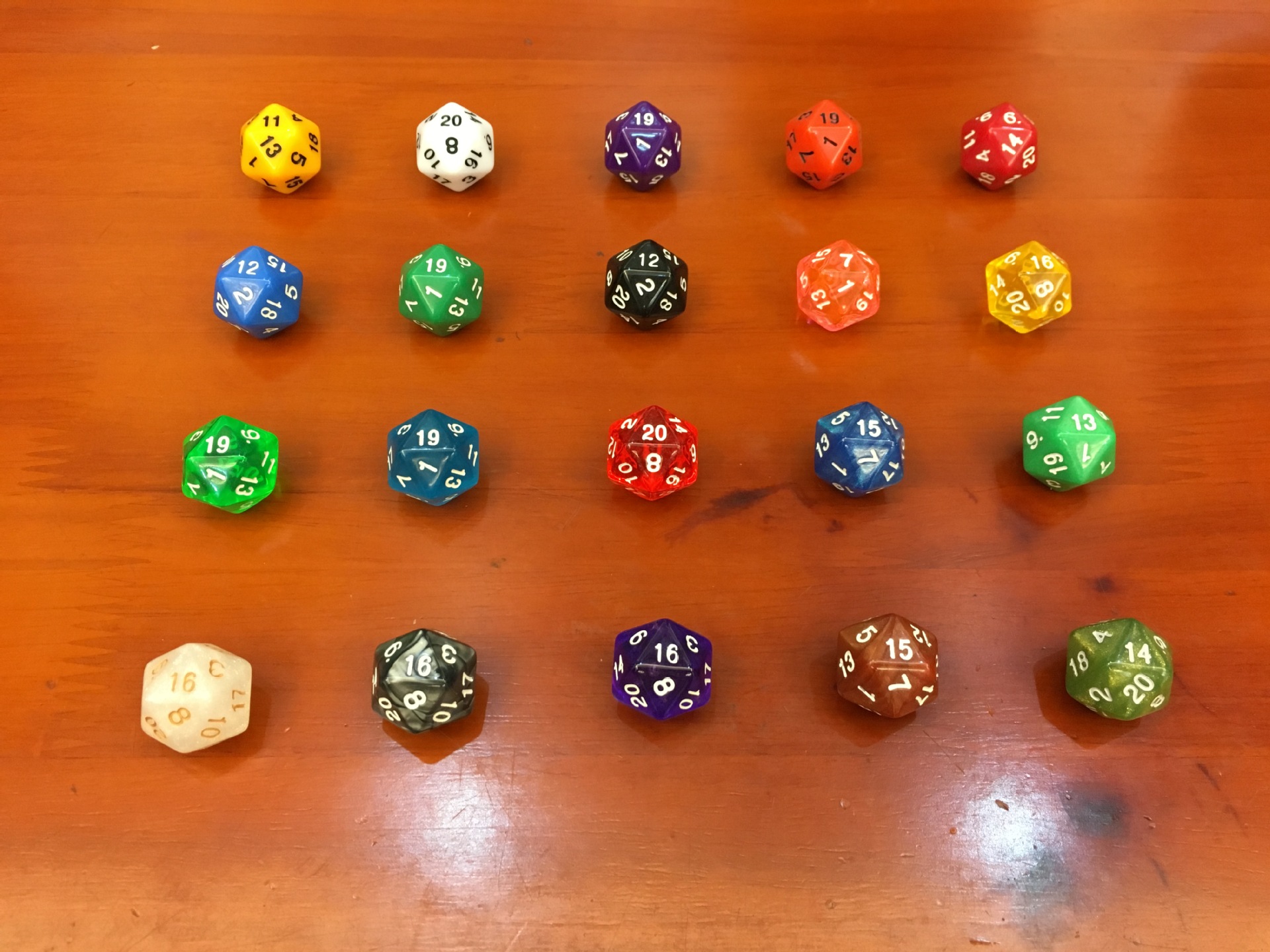 20面骰子透明红二十面色子甩子筛子小礼品多面骰子d20攻击值dice