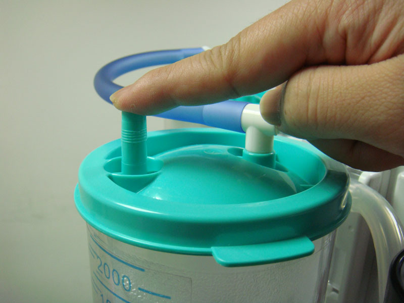 一次性负压引流装置