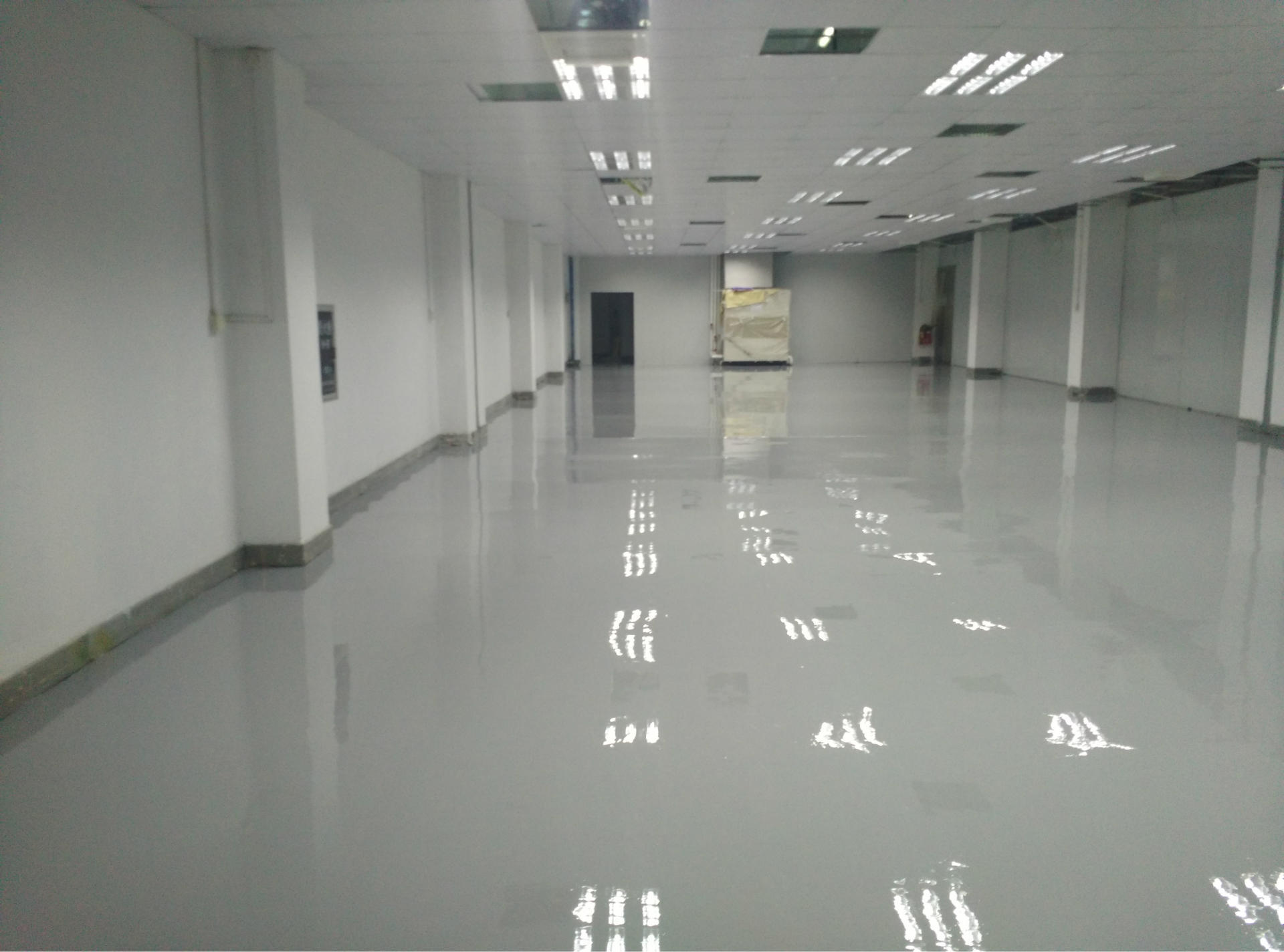 无尘车间环氧树脂地坪防静电导静电抗静电自流平漆