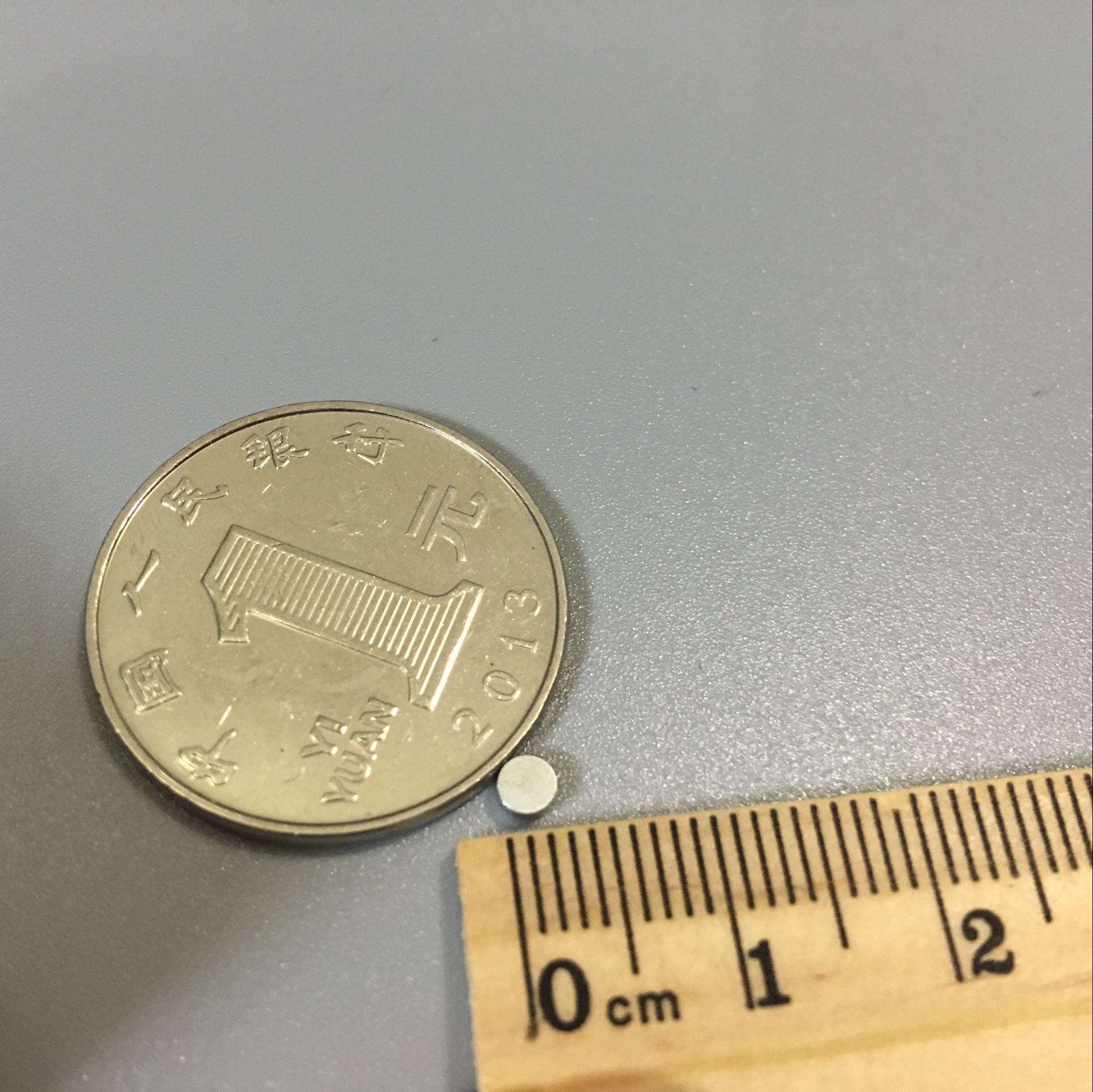 厂家直销供应稀土钕铁硼 磁钢 饰品配件直径3*1.5毫米 磁铁