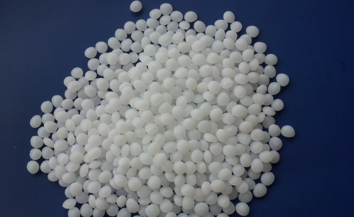 且极性比尼龙中的羰基小得多,其结果导致缩醛树脂具有相对低的吸湿性.