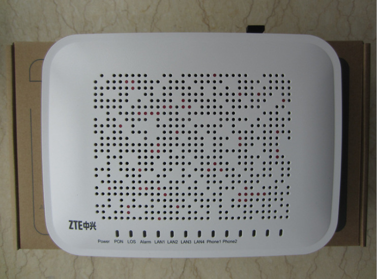 中兴zxa10 f420 光纤猫四口宽带收发器