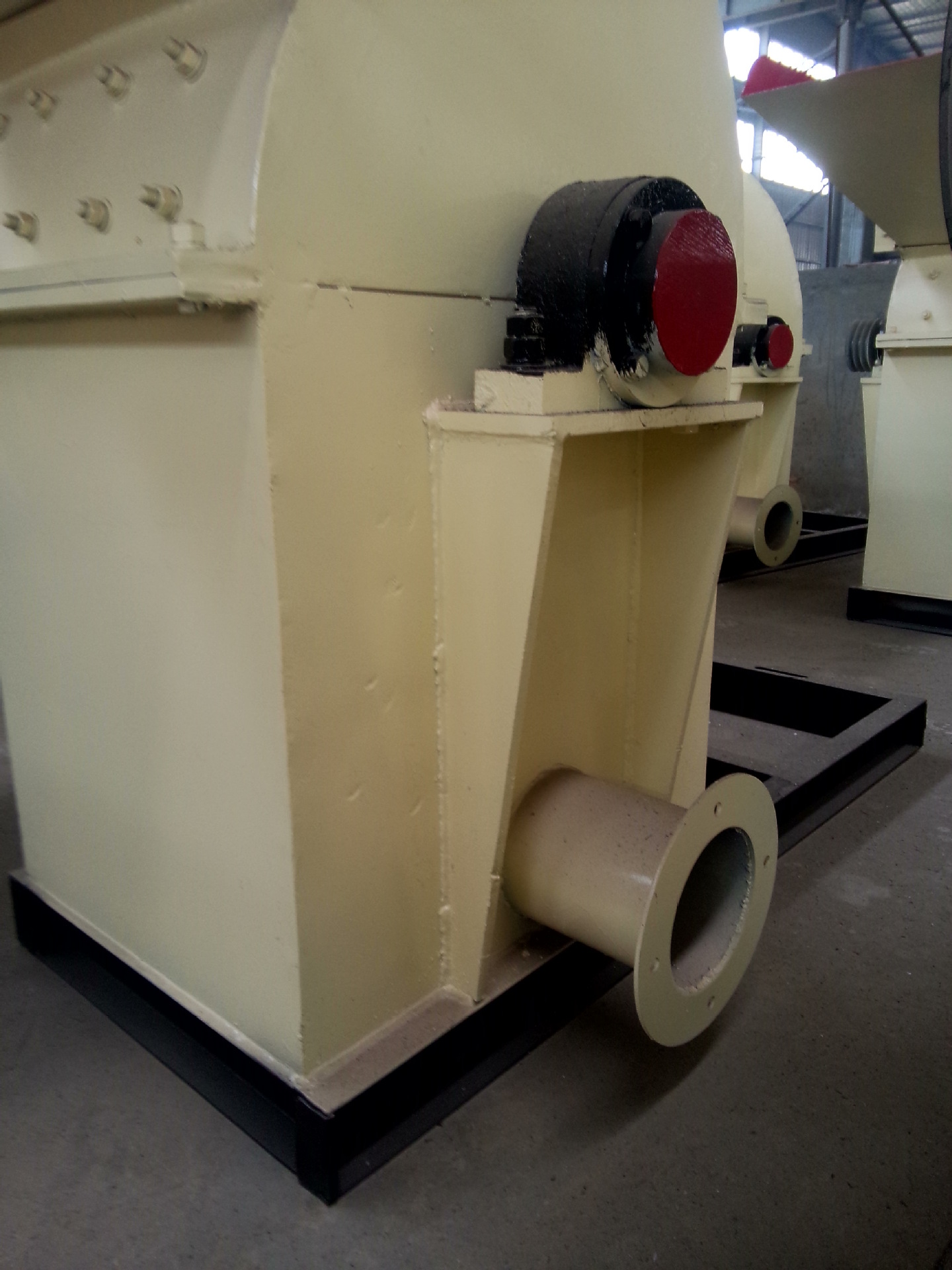 木材粉碎机 模板粉碎机 树枝粉碎机 大型粉碎机 边角料磨粉机