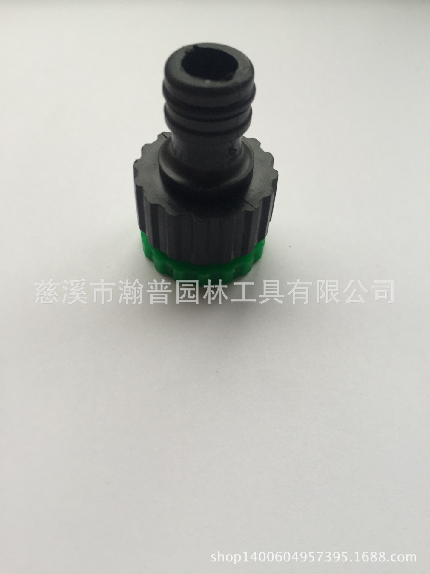 园林喷枪和洗车工具专业的水管1/2接头和螺纹接头