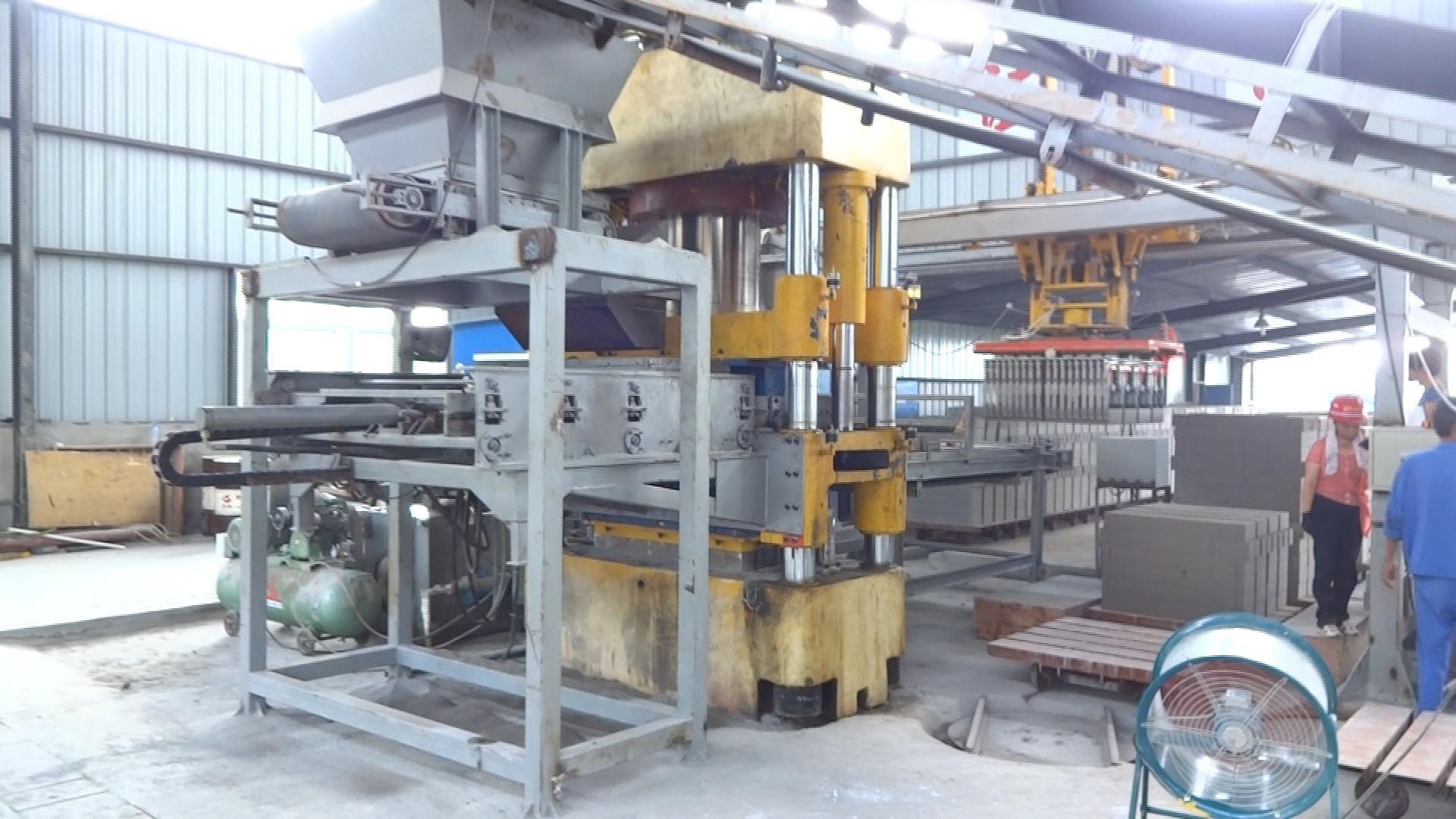 泉州耐火砖 恒兴耐火材料压砖机 耐火材料制砖机