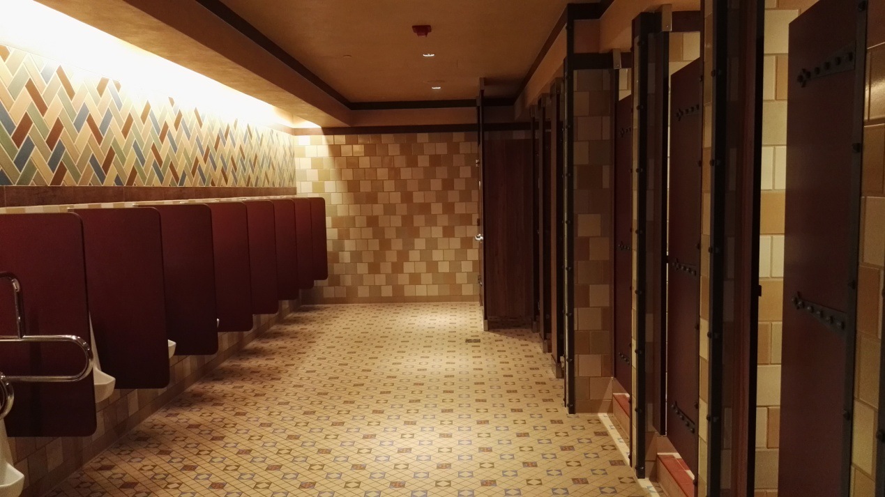 厕所环境好,有艺术感,纳凉好去处,值得多待会