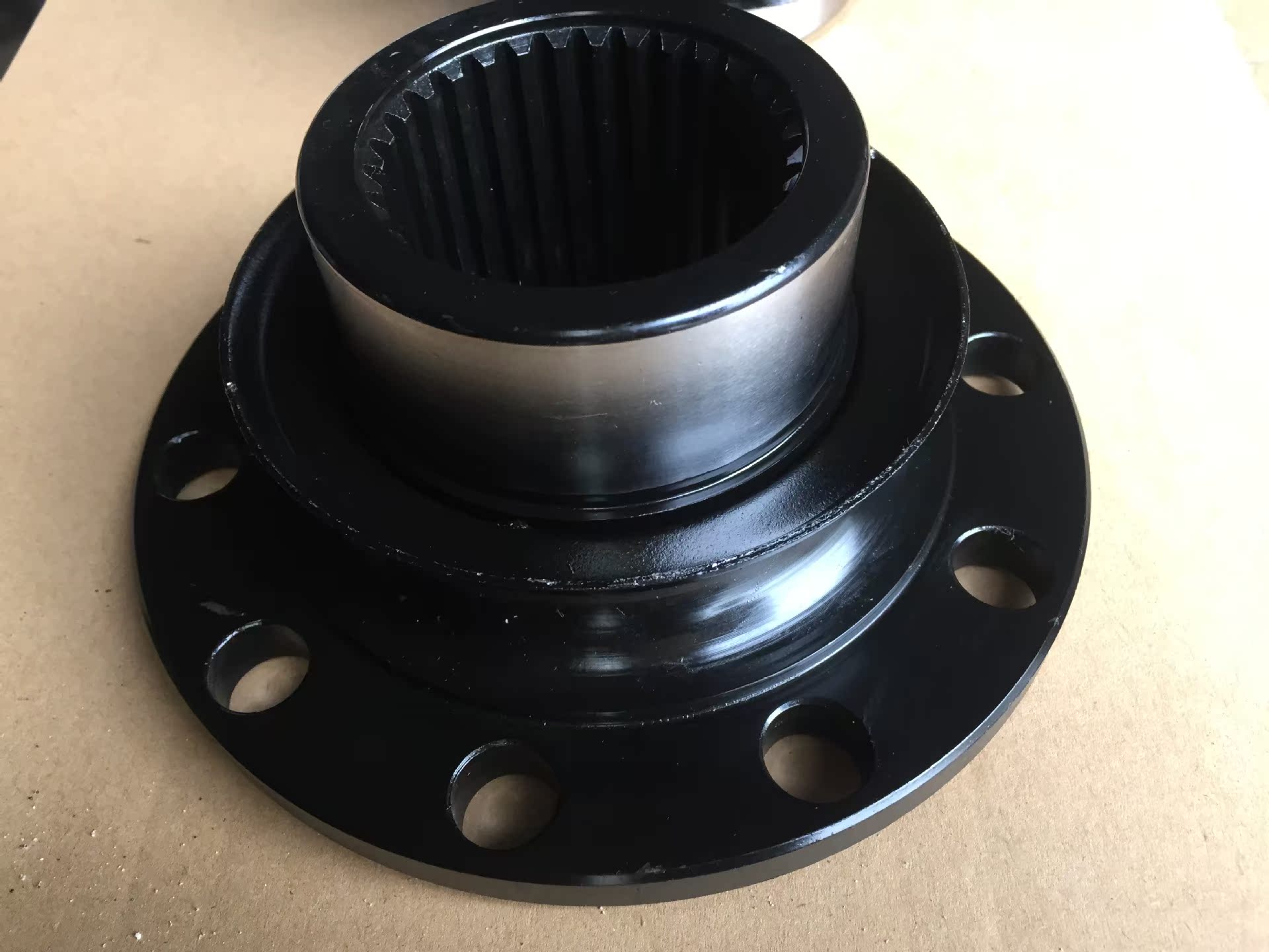 凸缘法兰_凸缘 法兰 10孔 31齿 180面 flange 34635300545 - 阿里巴巴