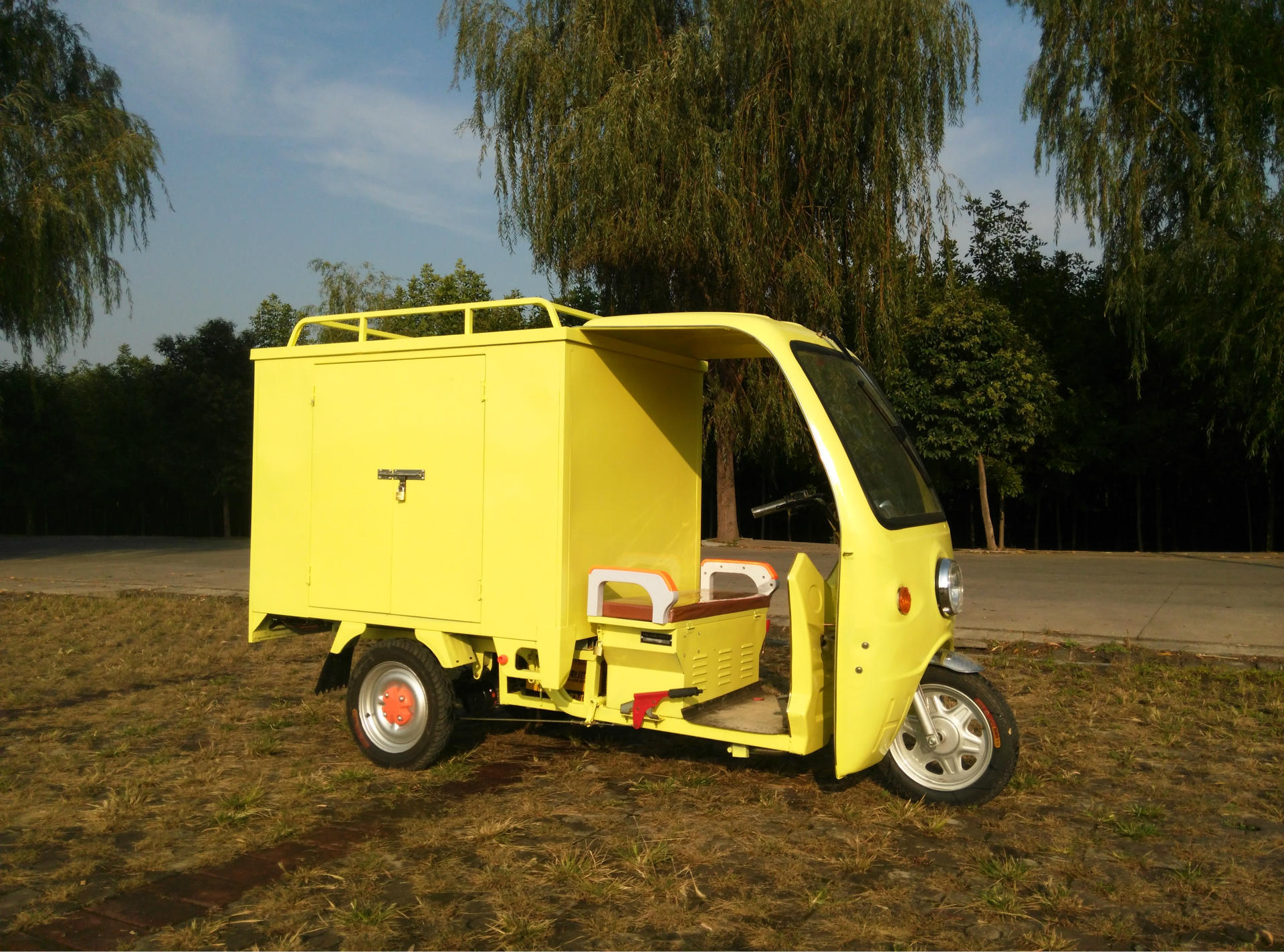 闯王三轮车移动蒸汽洗车机 上门洗车机 流动洗车机