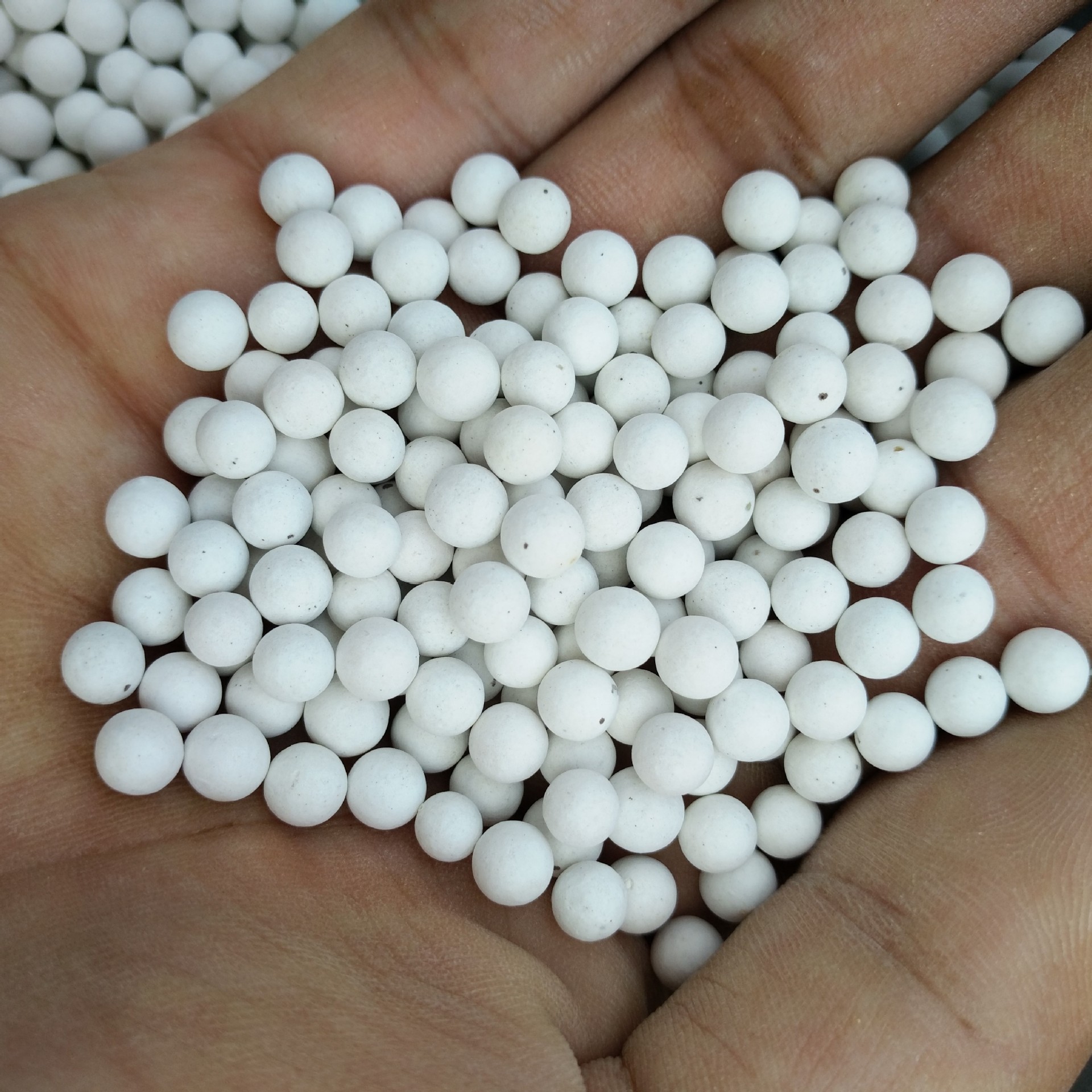 陶碳球土陶粒彩色陶粒无土栽培隔水保气适合水培花卉装饰铺面