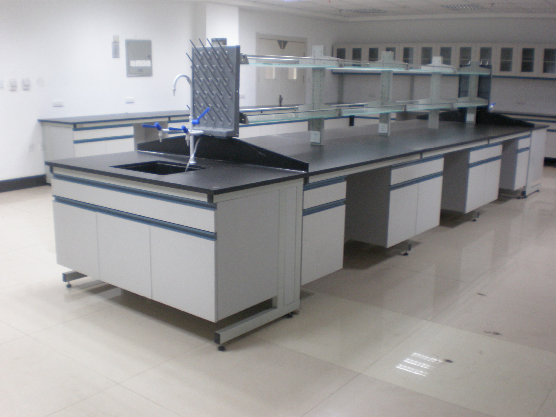 实验台,沈阳实验台,沈阳中央实验台,沈阳全钢实验台