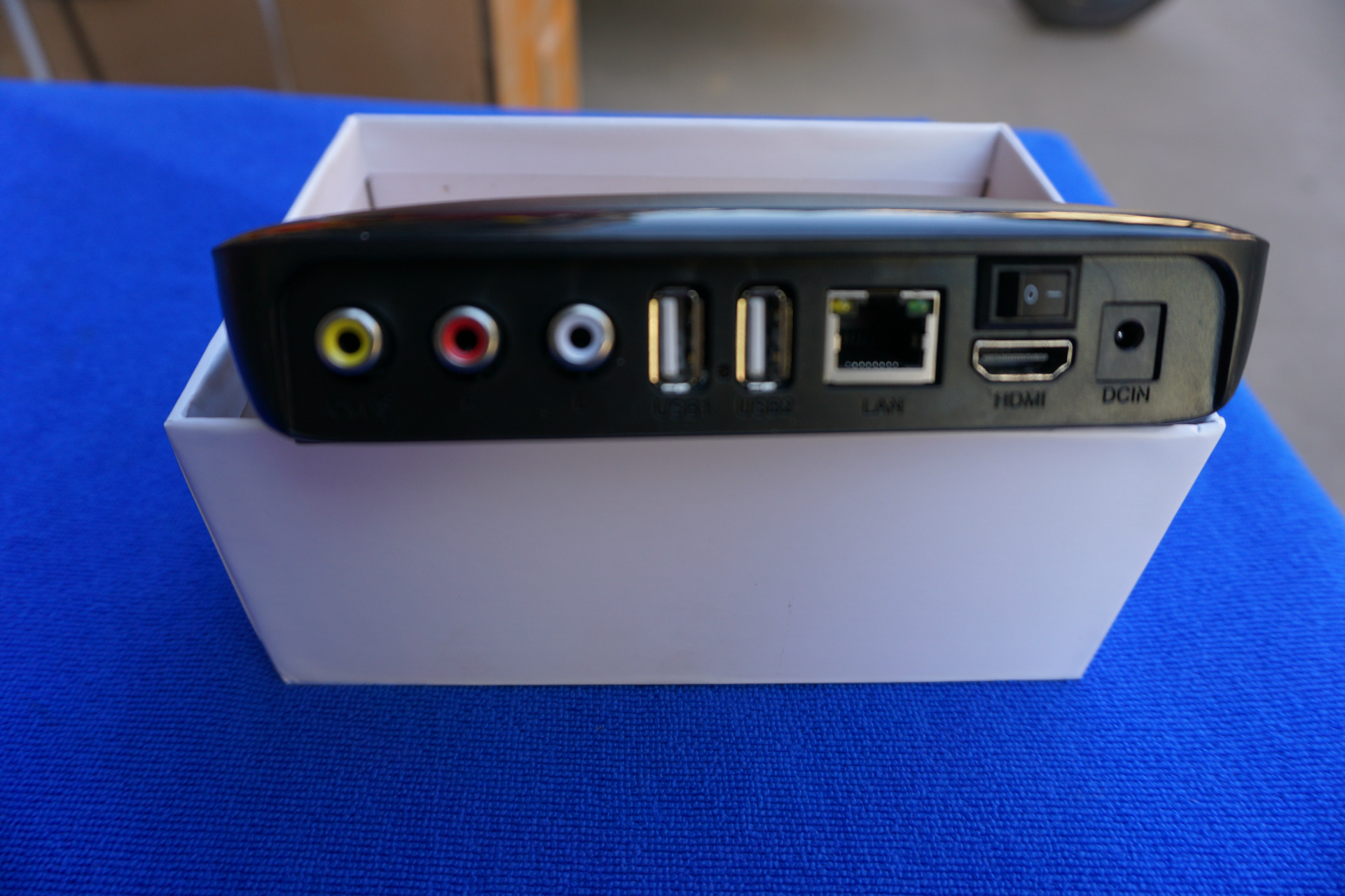 定做高品质小馒头高配版无线网络机顶盒 高清网络播放器数码盒