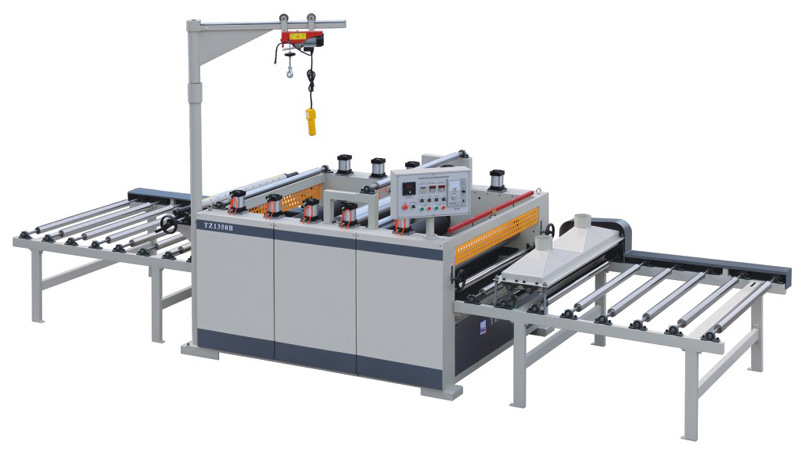 板材表面贴纸机,pvc贴纸机,贴纸机生产线板材自动贴纸机生产线