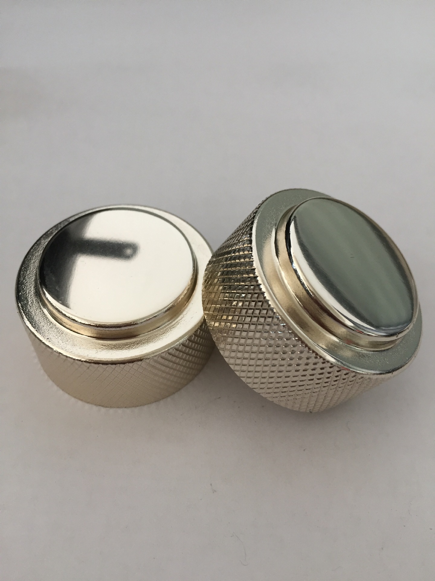 电化铝香水瓶盖 电化铝瓶盖 香水铝盖 化妆品铝盖 铝 瓶盖 金属盖