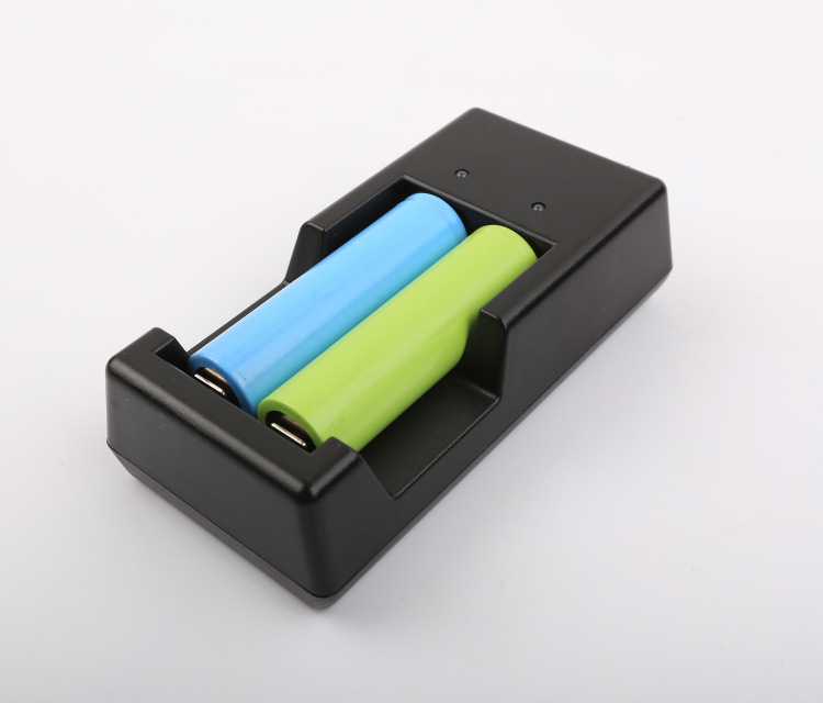 tomo特马v6智能18650充电器智能3.7v锂电池充电器 激光手电充电器