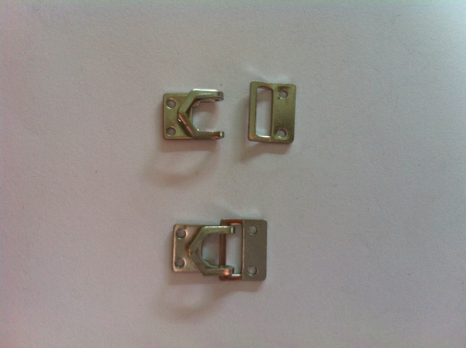 供应银白色尖角铜风纪扣 铜领钩 乌绳扣