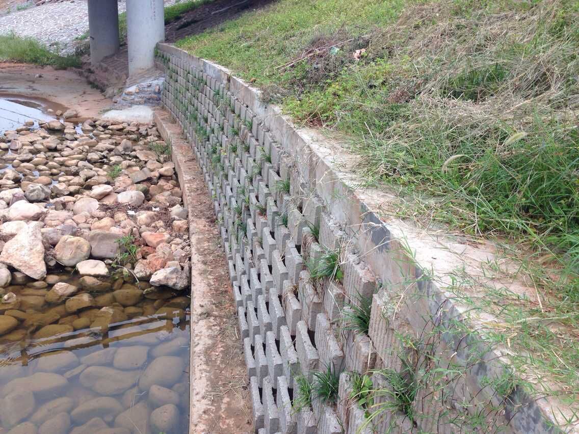 舒布洛克生态植草挡土墙6