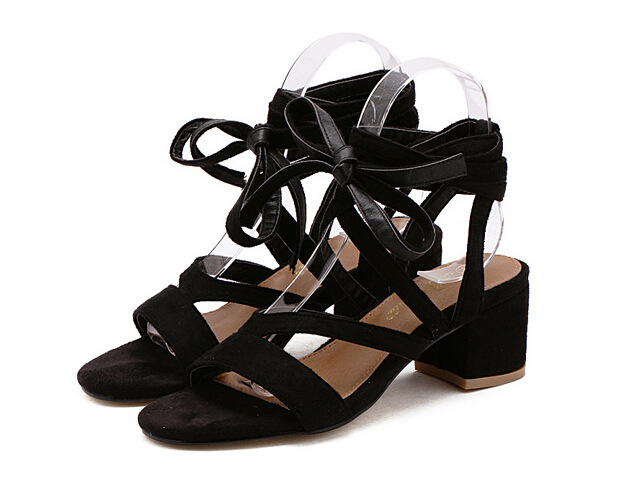 黑色交叉绑带粗跟 中跟鞋凉鞋 新款系带粗