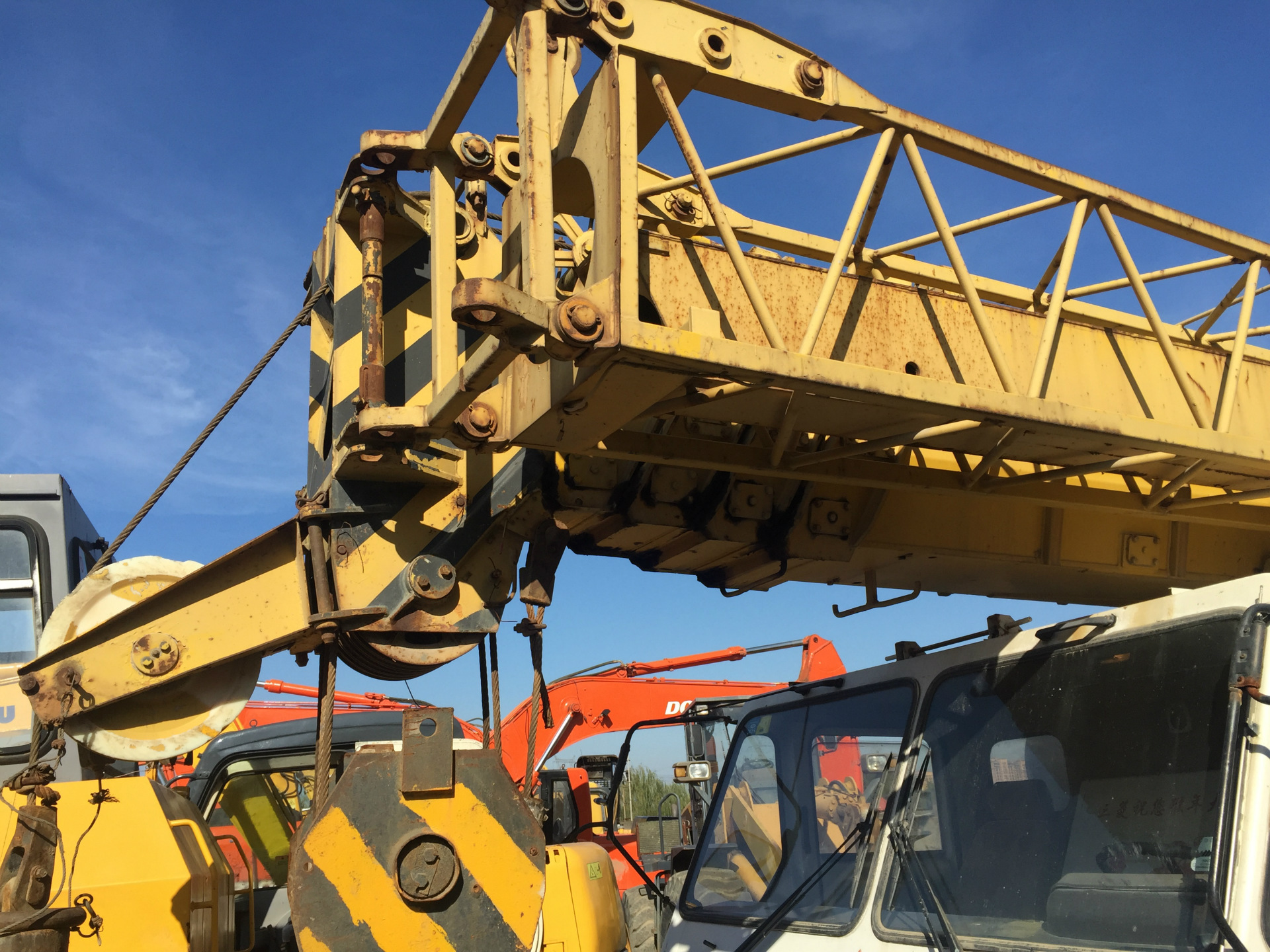 出售50吨旧多田野起重机,上海外贸出口报关,现货供应大减价