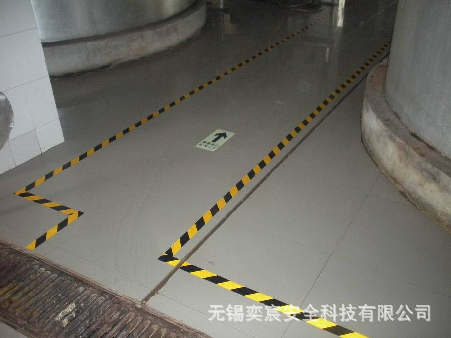 5cm/10/15cm定制黄黑斜条反光色环胶带/黄黑管道标识/黄黑地贴