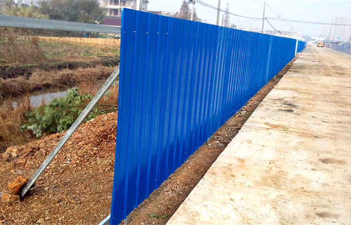 单层彩钢瓦围墙工程围栏市政道路建设安全围墙修地铁护栏围护板厂