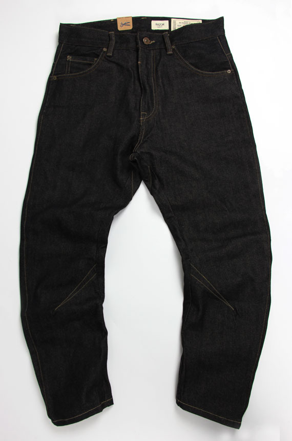 颠覆传统裤型3d剪裁弯刀弓形原色丹宁九分牛仔裤男修身小脚弯刀裤