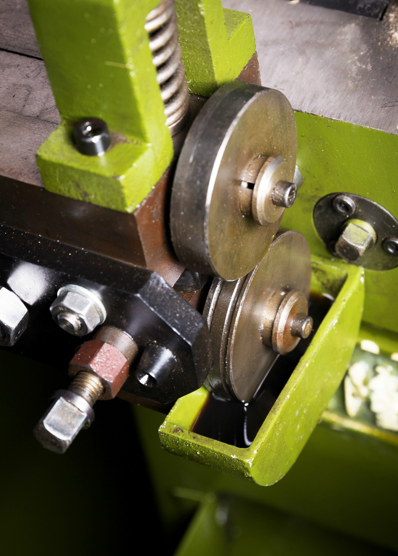 茂隆机械自动高速打头机一模二冲实心铆钉冷镦机螺丝机usx4