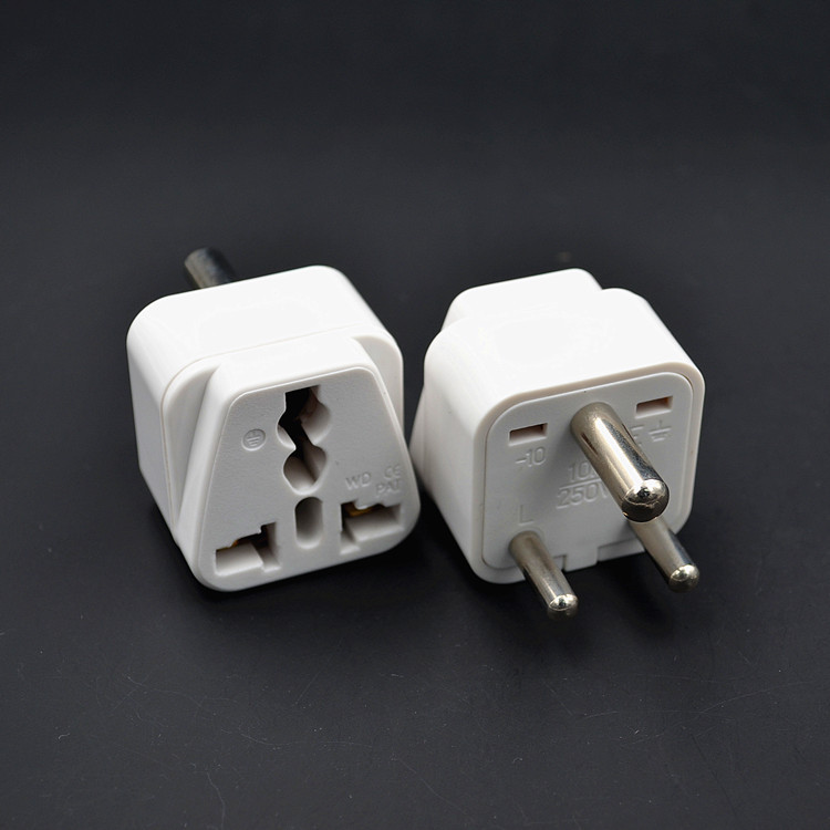 白色小南非标转换插头印度斯里兰卡三圆柱标准旅行手机充电转换器