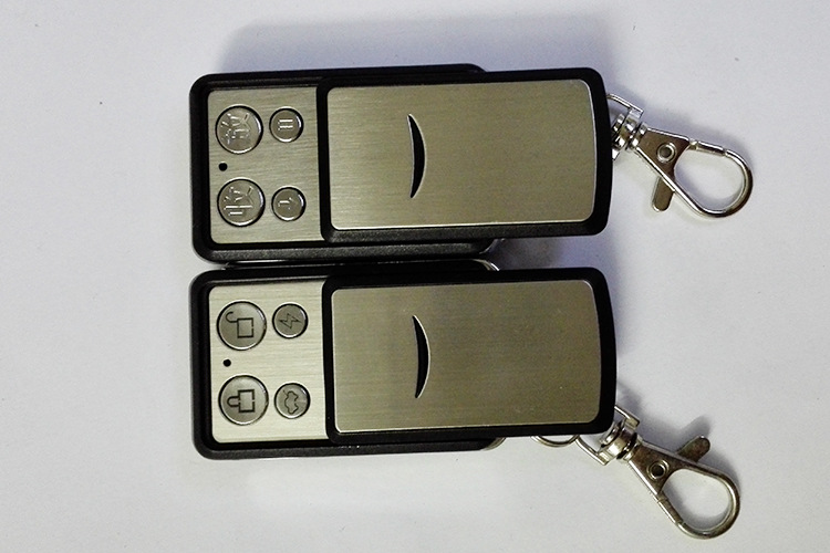 厂家电动车库门钥匙 无线复制对码 汽车四键万能门禁遥控器批发