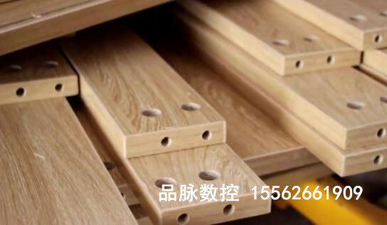 1726933449AEF93AC5BB641D844D02