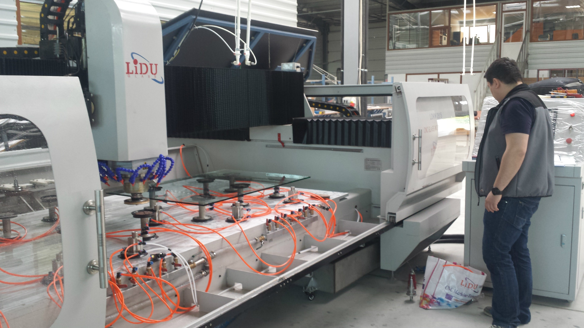 cnc加工中心_cnc加工中心价格_cnc加工中心厂家-杭州丽都玻璃机械有限