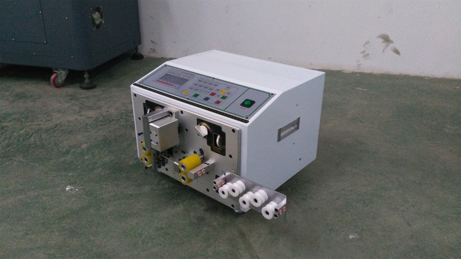 光纤跳线裁线剥线机 光缆剥皮机, 光缆裁切机