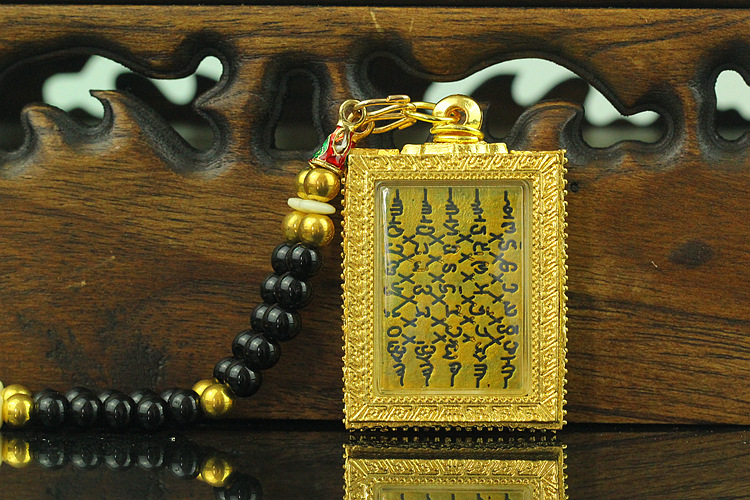 泰国佛牌 五条经文佛牌 阿赞奴