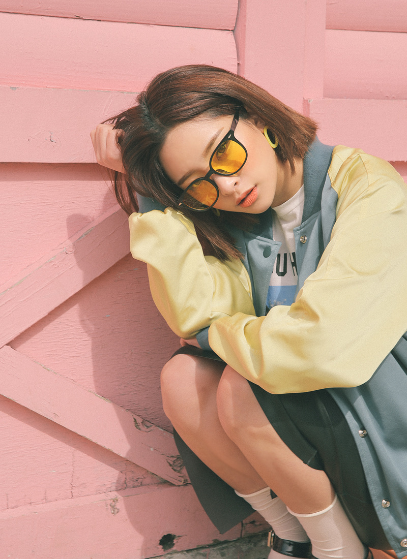 【stylenanda官网正品代购个性款影像印花短袖t恤】价格